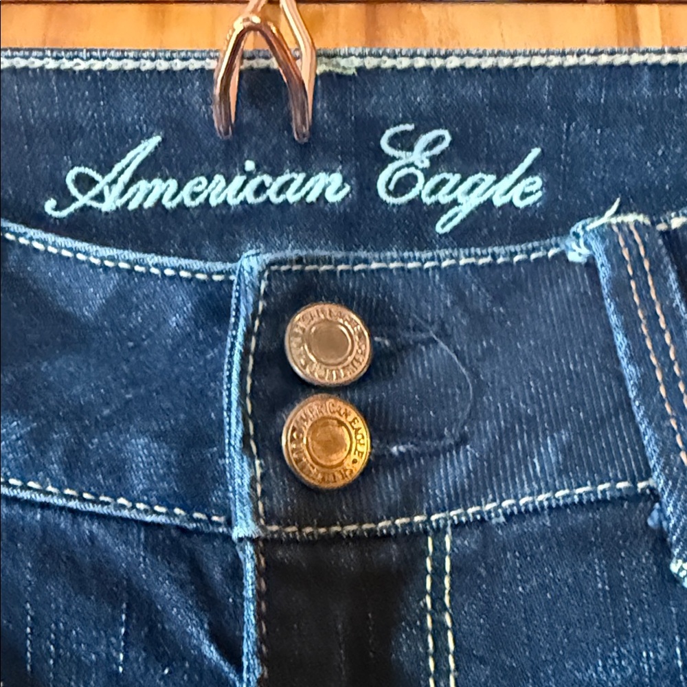 American Eagle Outfitters Dark Blue Cropped Jeans - Picture 3 of 6
